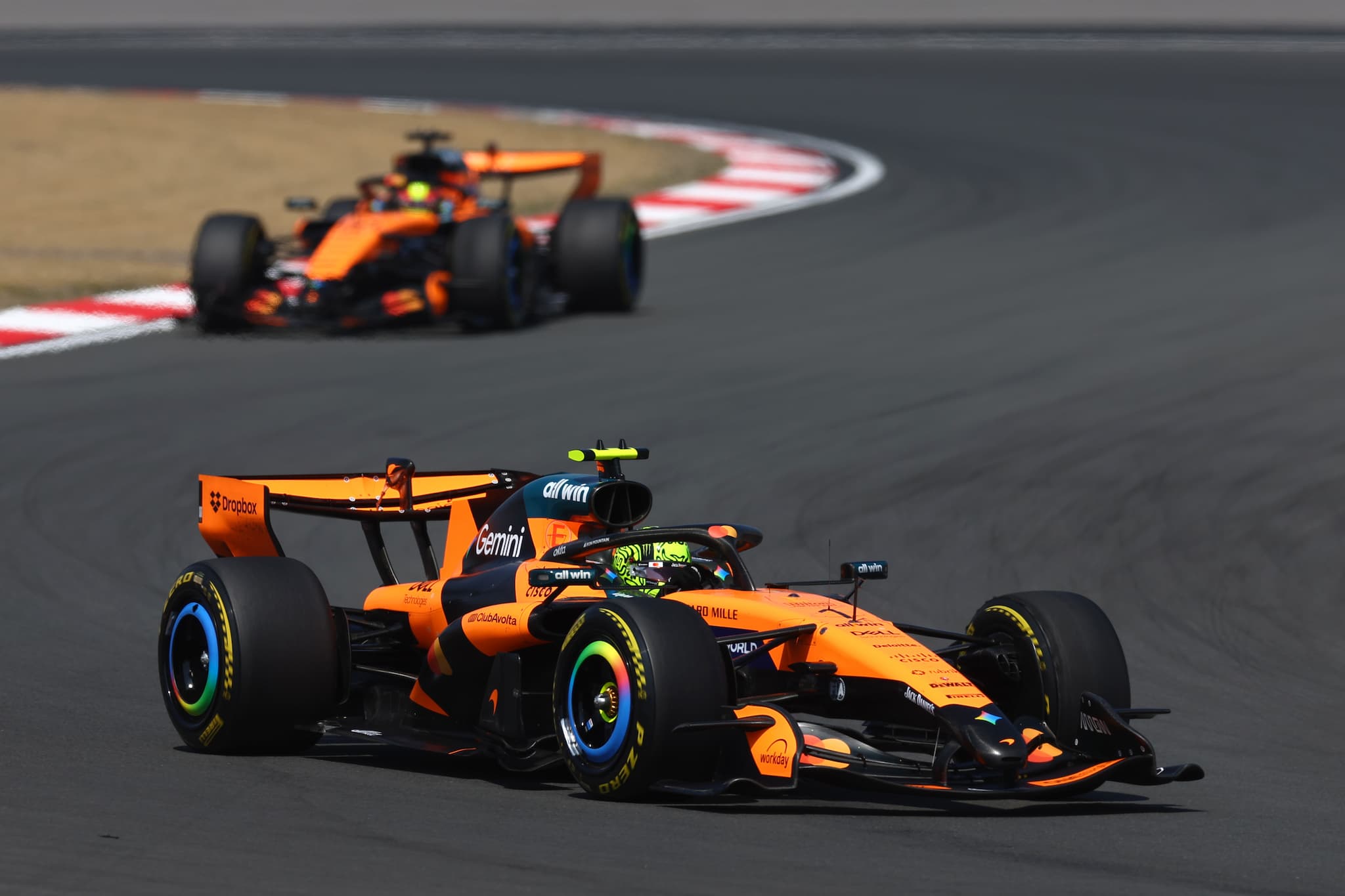 F1: McLaren tłumaczy, dlaczego oba bolidy nie pojechały w GP Chin