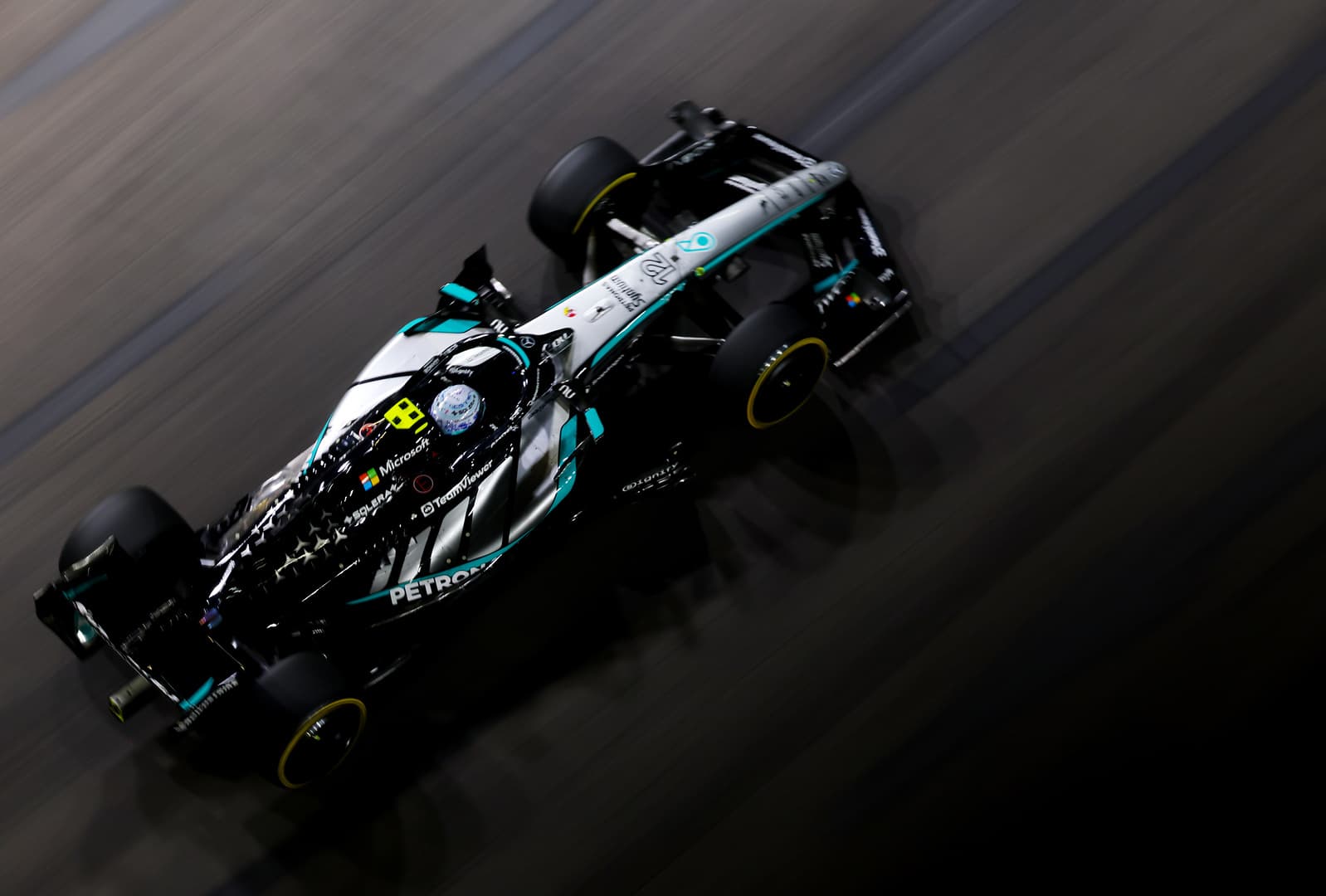 F1: Mercedes znów ma problemy z poprawkami do W17