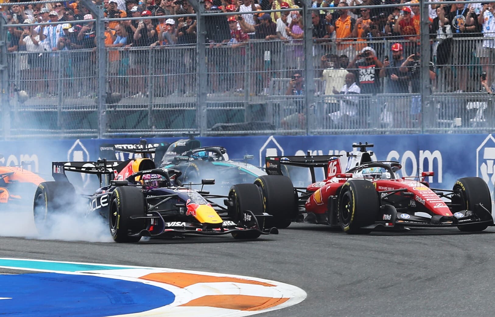 F1: Verstappen i Hadjar tłumaczą swoje błędy z GP Miami