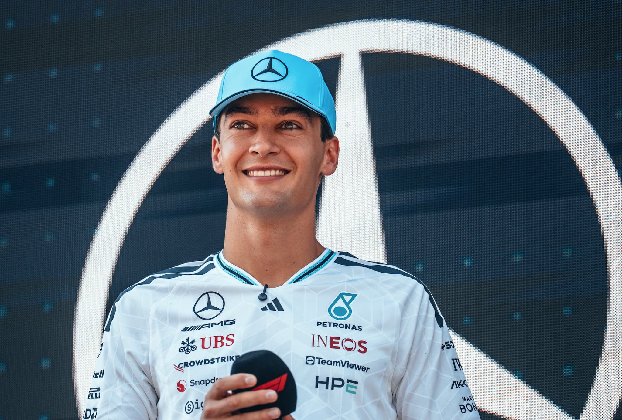 Russell na pole position mimo żółtej flagi! Kraksa Verstappena pod koniec kwalifikacji F1