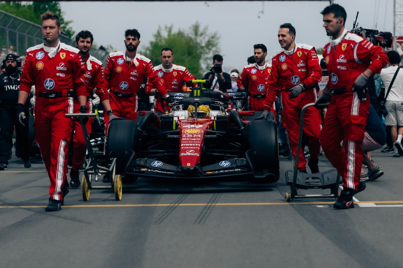Hamilton uniknął kary, dwie grzywny Astona po kwalifikacjach F1 w Kanadzie