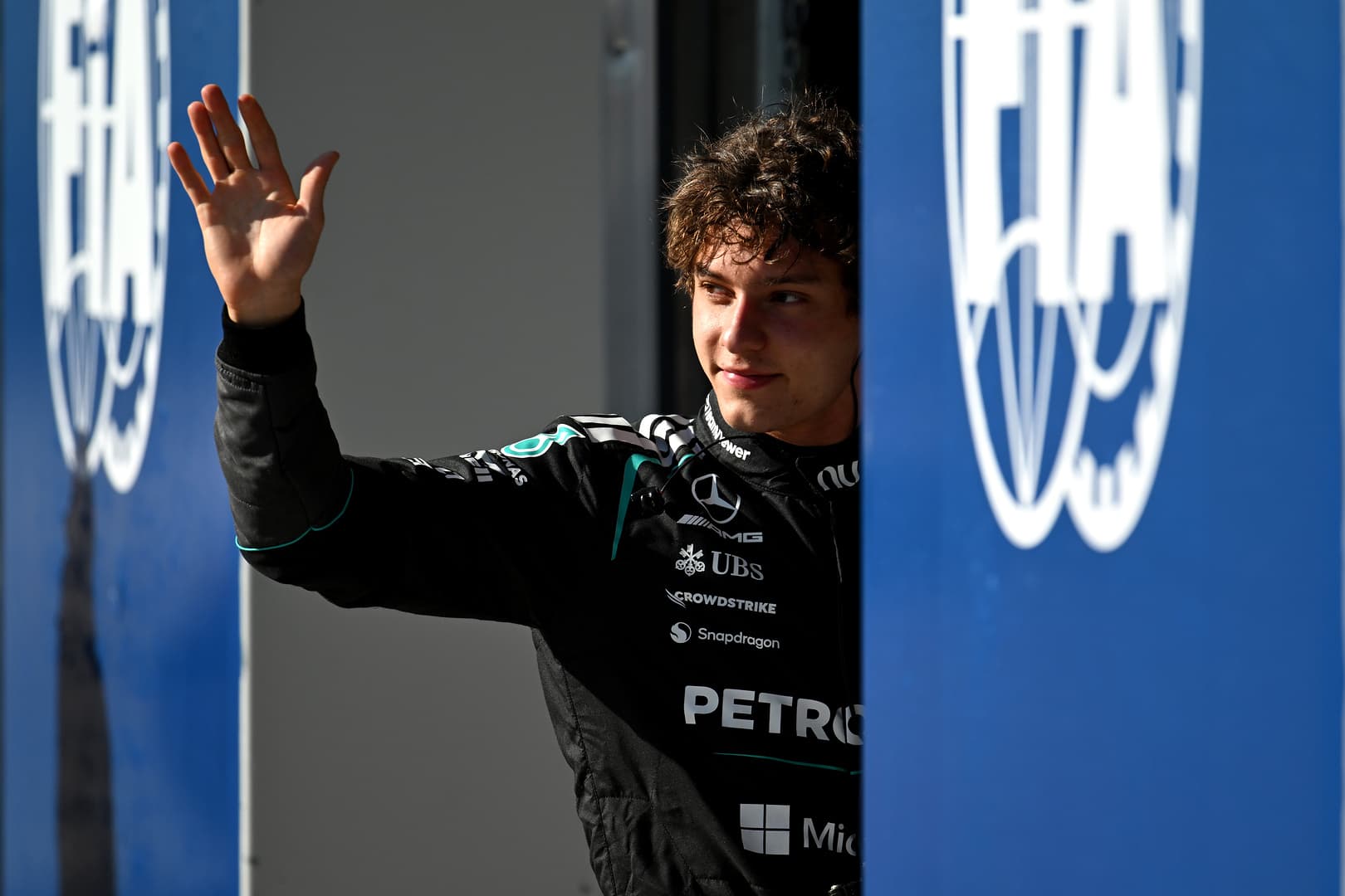Dramat Russella i ostra walka w Mercedesie! Antonelli ucieka w mistrzostwach F1